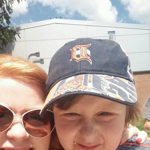 Meet your Posher, Suzy